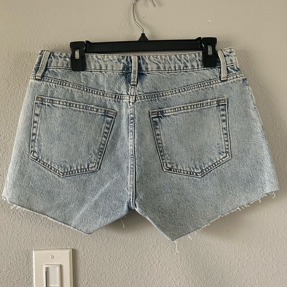 NWT Frame Le Grand Garçon Short, size 27 - Picture 2 of 3